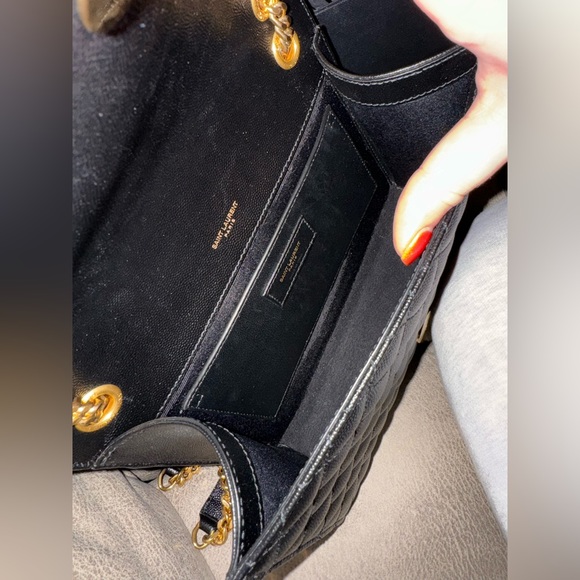 Yves Saint Laurent Medium Envelope Chain Handbag - Picture 10 of 16